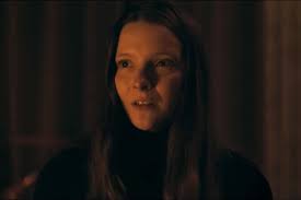 مدت زمان ۱ ساعت و ۲۴ دقیقه. Trailer A24 S Saint Maud Watch