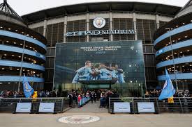 The etihad stadium is in east manchester. Manchester City Fans React To Record Attendance At The Etihad Stadium The Transfer Tavern