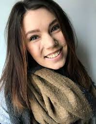 Danielle Riviere's Instagram, Twitter & Facebook