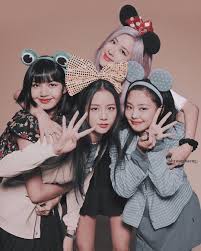 Four years is a good amount of time for a group to be together, and blackpink is still going very strong! 47 Blackpink Anniversary Ideas Blackpink Blackpink Photos Black Pink