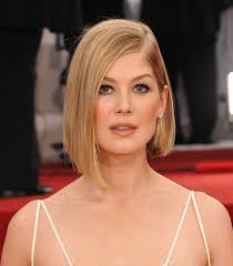 6 'Flattering' Summer Hairstyles For Women Over 40: Bixies, Angled Lobs And  More