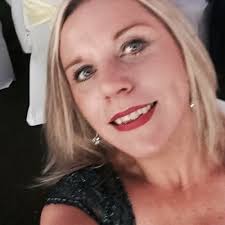 Penny Bee 🐝 (@PennyBurnard)