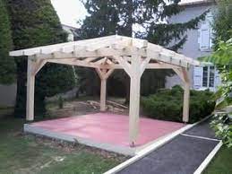 kiosque en bois carre ossature tenon et mortaise chevillee bois construire une pergola kiosque jardin toit pergola
