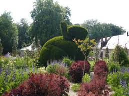 The gardens at the chateau de chaumont are beautiful and well maintained. Domaine Regional De Chaumont Sur Loire Comite Des Parcs Et Jardins De France