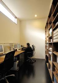 ハイサイドに窓を設けた 明るくも集中力がアップする書斎 bureau