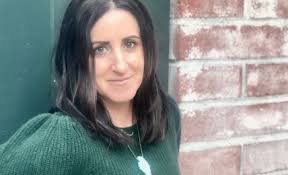 Meet Delo Brown: Actress, Comedienne, Host, Producer, Model & Writer