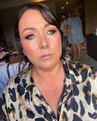 Leanne Gill's Instagram, Twitter & Facebook