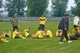 În noul sezon vor participa tot 100 de echipe împărțite în zece … Petrolul Potcoava Se DescurcÄƒ Si FÄƒrÄƒ Cochinescu Si Coman Si ObÅ£ine Singura Victorie Pe Teren Pentru Gazde Arena Olteana