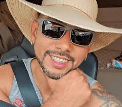 Homem que matou o caminhoneiro Catarinense Márcio Wolff de forma violenta,  cruel e covarde no Pará já está preso Na tarde de quinta-feira (4), o  caminhoneiro catarinense Márcio Roberto Wolff, de 41