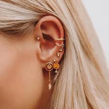 Des Bijoux Tendances A Petit Prix Colliers Bagues Bracelets Boucles D Ore A Bagues Bijoux Boucles Br Ear Jewelry Tragus Piercings Tragus Earrings