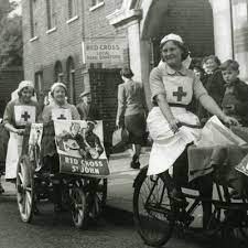 Pin By Aunt Ruth On Enfermagem I In 2020 Vintage Nurse History Of Nursing Red Cross