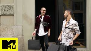 Qualche giorno fa il povero zorzi è stato protagonista di un videoclip mandato in onda durante la puntata del programma agorà, al quale assisteva tramite. Chi E Tommaso Zorzi Biografia Eta Madre Riccanza E Ex Fidanzato Gf Vip