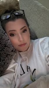 I don't really know what I am doing with my hand but I like this picture  hahaa 😂😂 #awkwardhandmoment ...