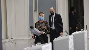Regeringen (the swedish government) implements the parliament's decisions and draws up proposals for new laws and law amendments. Flertal Af Danskere Regeringen Har Klaret Et Ar Med Corona Godt Tv2 Ost