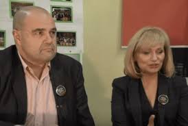 Charakterystycznego smaku nadaje sos worcester połączony z majonezem i sokiem z cytryny. Gwiazdor Rancza Niezwykle Martwi Sie O Swoja Corke Jej Sytuacja Jest Bardzo Niepokojaca Nikt Nie Spodziewal Sie Takiego Obrotu Sprawy Zycie