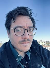 Isaac Louis's Instagram, Twitter & Facebook