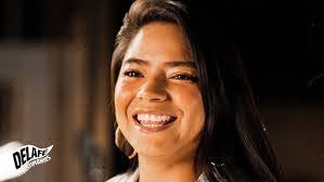 Kelly Esau's Instagram, Twitter & Facebook