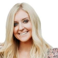 Paula Cairo's Instagram, Twitter & Facebook