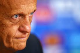 Roberto Rosetti nowym szefem sędziów UEFA. Pierluigi Collina zrezygnował ze  stanowiska
