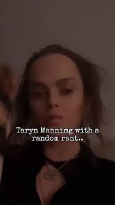 Taryn Summers's Instagram, Twitter & Facebook