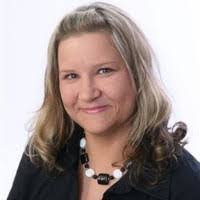 Kellie Fay's Instagram, Twitter & Facebook