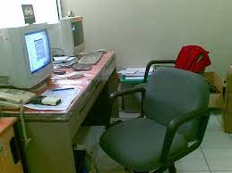 Kami siap mendisain fasilitas penunjang di perumahan menjadi gambar kerja. Ruang Kantor Ku Ms D