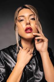 Carmen Anton's Instagram, Twitter & Facebook