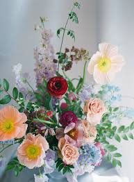 Romantic Poppy Arrangement In 2020 Floral Floral Bouquets Wedding Flowers