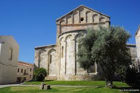 Résultat de recherche d'images pour "porto torres"