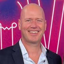 Fran Curtin's Instagram, Twitter & Facebook