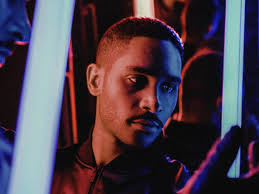 Brendan Bennett releases “Rich Friends” single