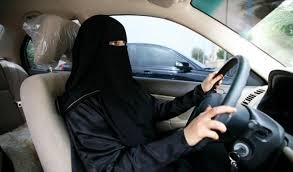 المرور ينفي وجود خدمات vip لإصدار رخص القيادة للنساء بـ 9 آلاف ريال في يومين سيارات سيدتي