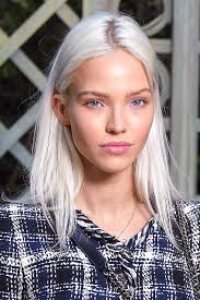 Do blondes really have more fun? Emily Ratajkowski S New Platinum Blonde Hair Colour Glamour Uk