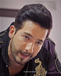 Charly Flow: Un héroe inesperado en La Reina del Flow