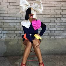 Sia kate isobelle furler (born december 18, 1975), popularly known as sia, is an australian pop singer and songwriter. Sia