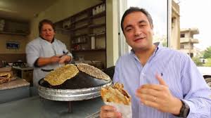 Delicious Lebanese Breakfast Flatbread Saj Manakish Traditional Village Food Youtube Lebanese Breakfast Love Food Food