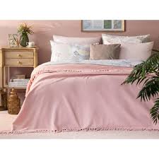 Fırsatı kaçırmayın, aradığınız modeli uygun fiyatla hemen satın alın! English Home Pure Dokuma Tek Kisilik Yatak Ortusu 160x240 Cm Fiyati