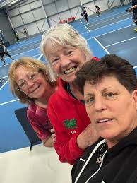 Had the pleasure of visiting the Telford Pickleball Centre today as they  held their first Spring Festival. Fabulous facilities, great management and  organisation and lots of happy picklers. To say I'm jealous