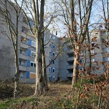 Jetzt die passende wohnung finden! Hochhaus Komplex Am Nettenscheid In Altena Anwohner Misstrauen Neuem Investor Altena