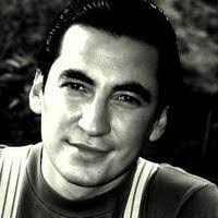 Gustavo Tena's Instagram, Twitter & Facebook