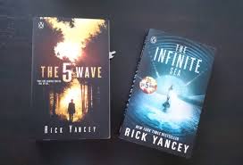 The speical effects are azmazing and the waves are terrifying. The 5th Wave By Rick Yancey Book Movie Review Happy Indulgence