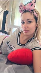 Sheron White's Instagram, Twitter & Facebook