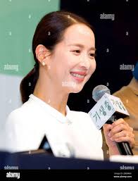 Yeo jeong hi-res stock photography and images