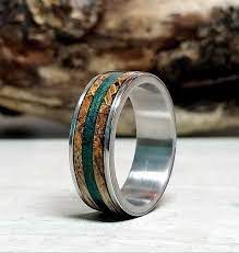 Titanium Ocean Green Men S Wedding Band Mens Wedding Band Etsy Mens Wedding Bands Mens Wood Wedding Bands Green Wedding Band
