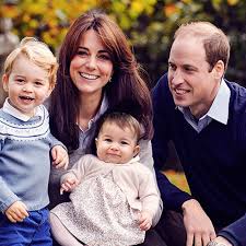 The duke and duchess of cambridge have released their 2019 christmas card and it features the loveliest family photo with their three children. 50 Of Kate Middleton And Prince William S Cutest Moments In Photos