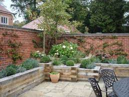 87 Cute And Simple Tiny Patio Garden Ideas Roundecor Small Courtyard Gardens Garden Seating Area Courtyard Gardens Design