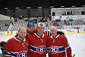 Clique gauche sur play pour débuter le jeu. Les Anciens Canadiens Brillent Et Font Rigoler