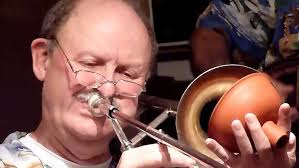 Red Wing Jazzband (NL) plays 'Savoy Blues'