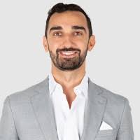 60+ perfiles de «Darius»