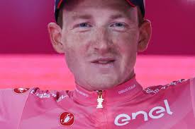 Nebylo to ani v mých nejdivočejších snech.' Chtěl být do desátého místa,  nakonec Hart Giro ovládl